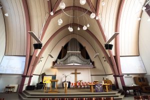 Kerk voorzien van infrarood warmtestralers voor bijverwarming - Harderwijk